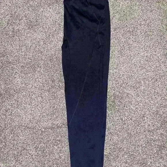 LOLE black spandex leggings - Picture 3 of 4